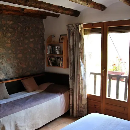 B&B Casa Rural Mas De Las Tapias Valderrobres Exterior photo